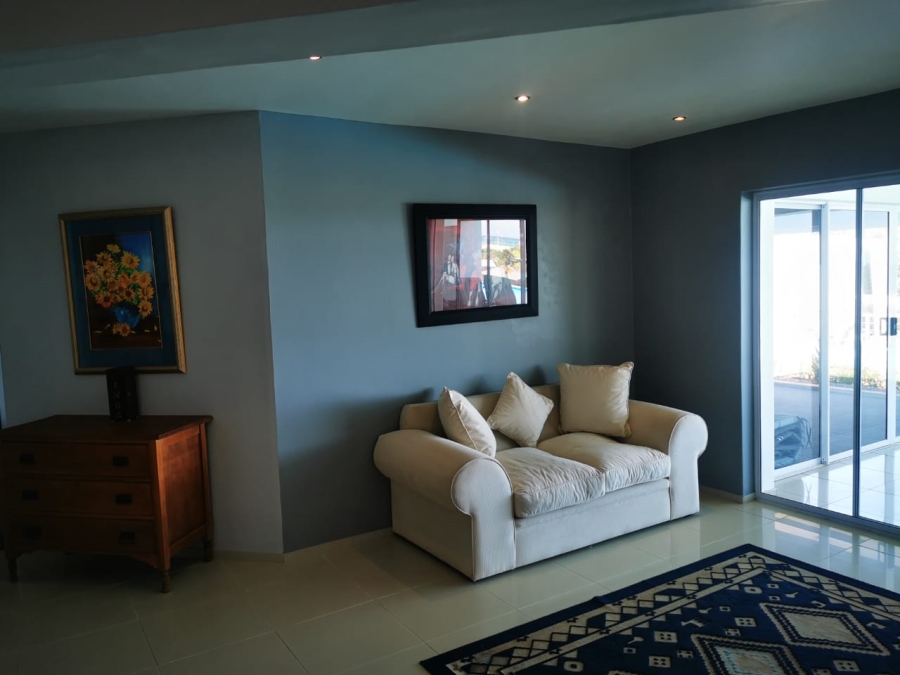 5 Bedroom Property for Sale in Jeffreys Bay Central Eastern Cape